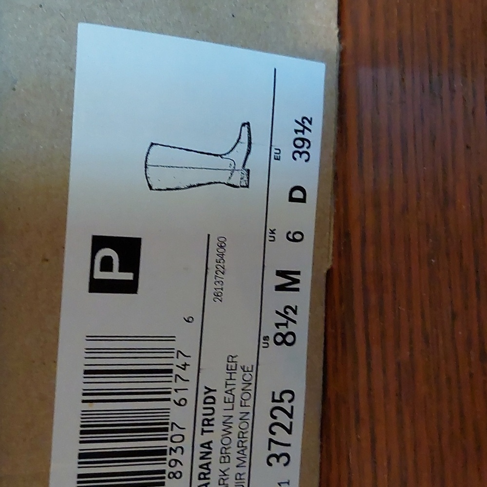 Clarks boots - Picture 3 of 6